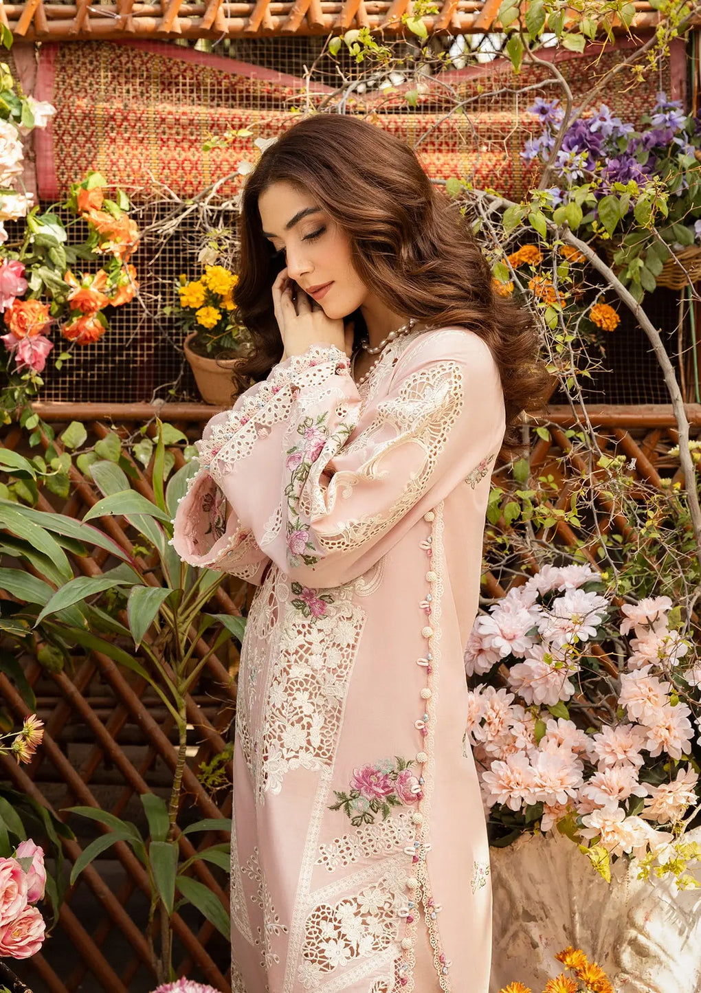 Elaf Premium | Luxury Lawn 25 | ELM-2A MAHGUL