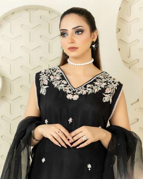 RozaandMina - Black Petunia Shirt and Dupatta - Riwayat-e-khas