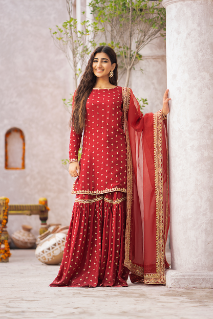 Erum Khan | Sakhiyan Formals | GULAB