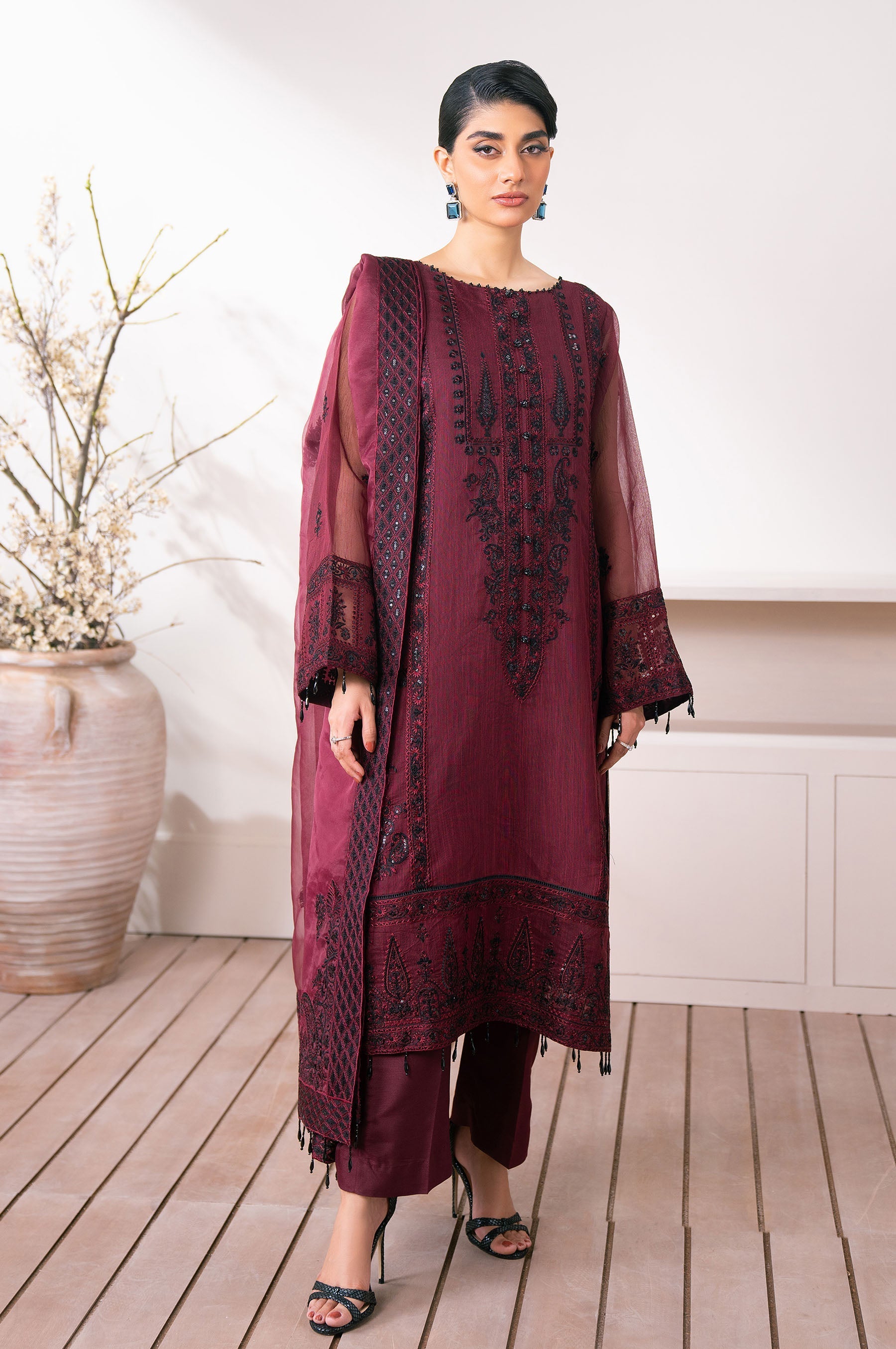 Zeen | Azalea Collection | Paisley Opulence