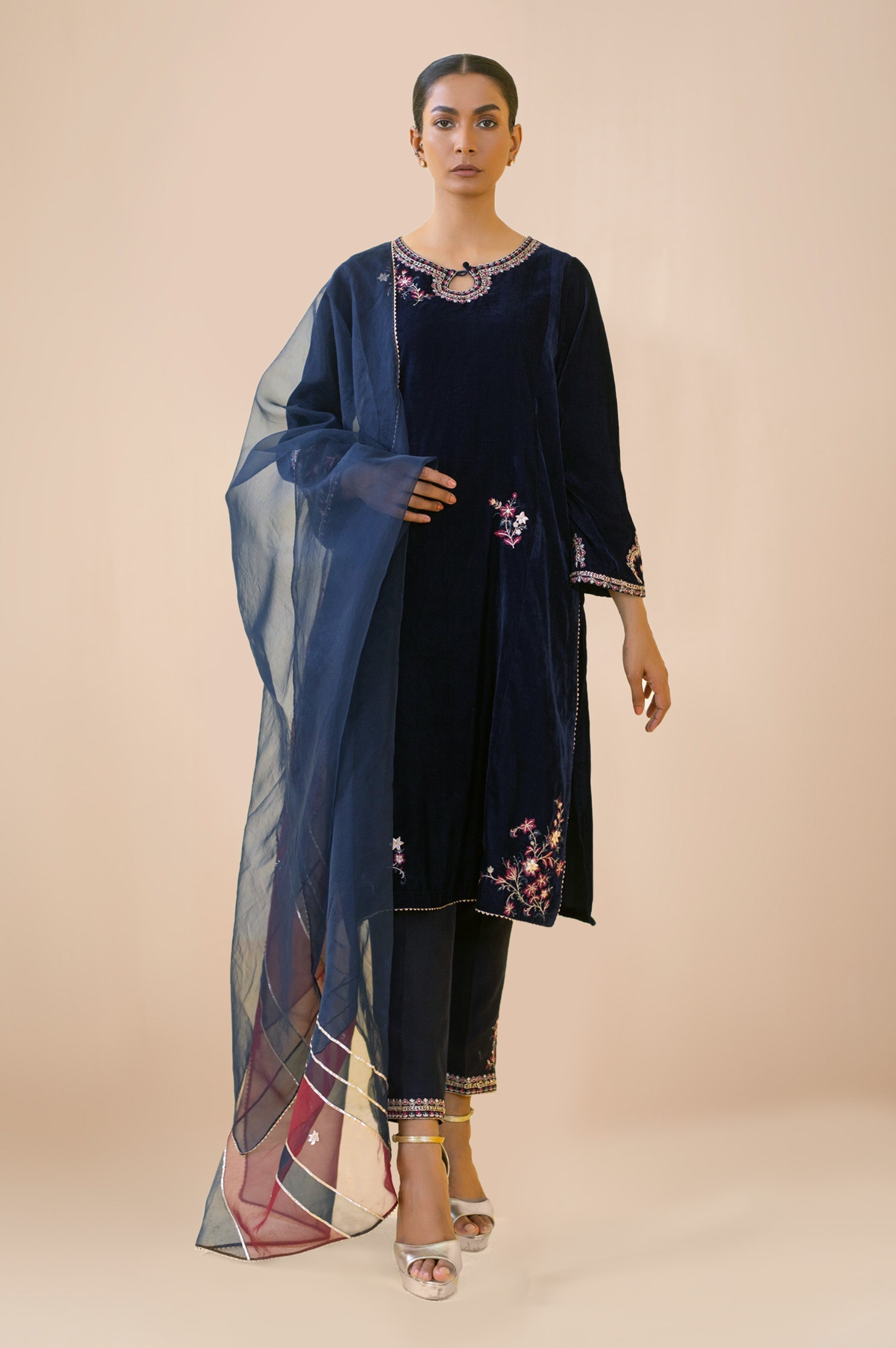 Zeen | Winter Collection | Velvet 12