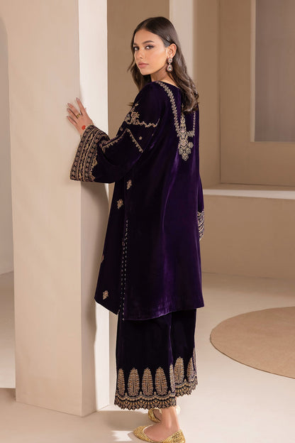 EMBROIDERED VELVET UF-420 - Riwayat-e-khas