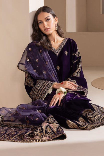 EMBROIDERED VELVET UF-420 - Riwayat-e-khas