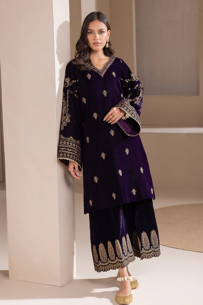 EMBROIDERED VELVET UF-420 - Riwayat-e-khas