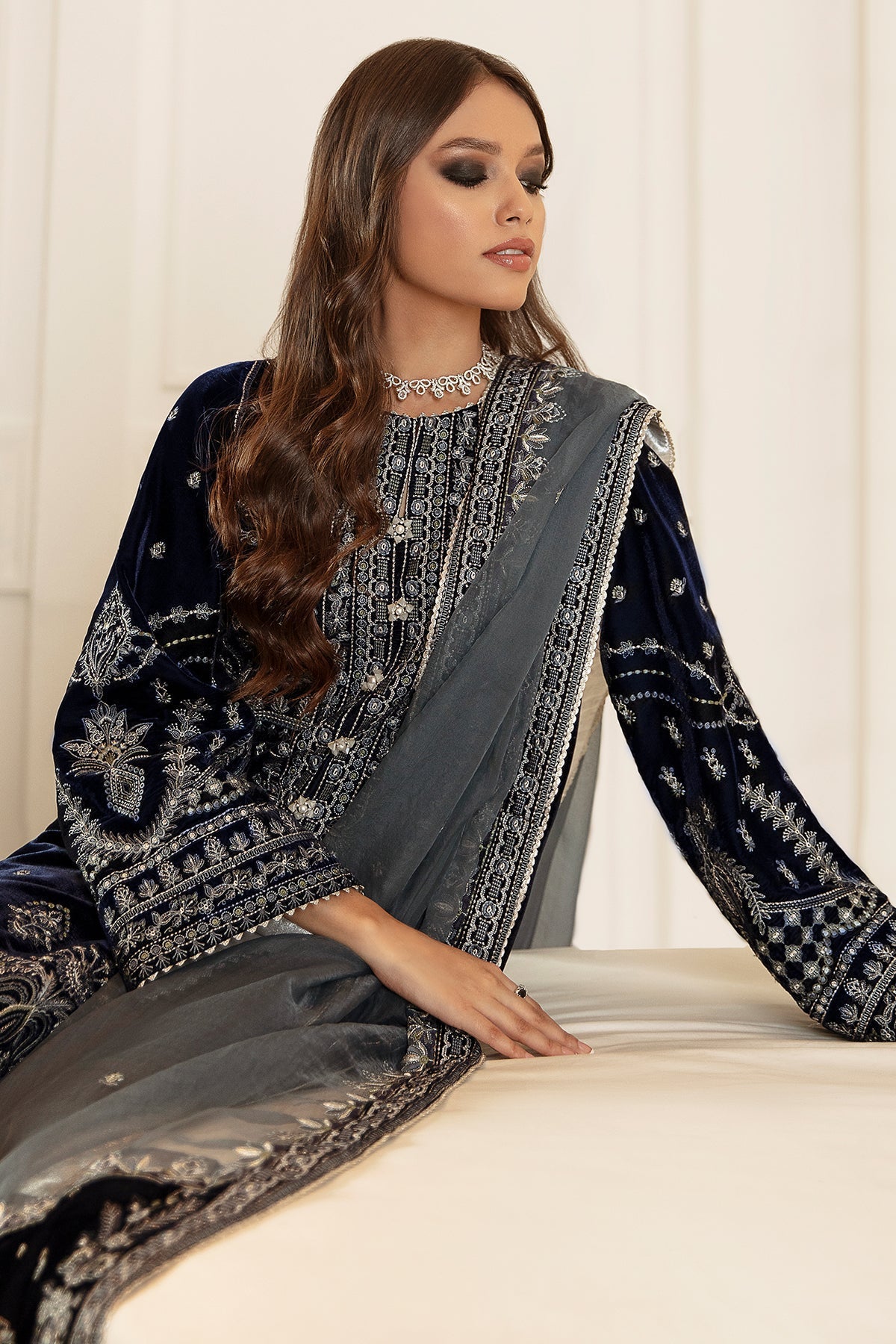 EMBROIDERED VELVET UF 41 - Riwayat-e-khas