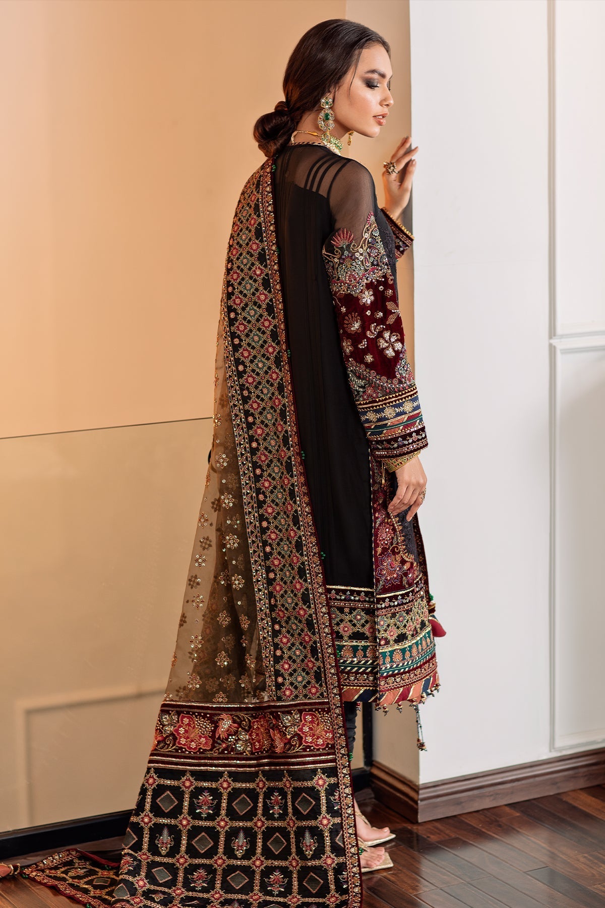 BAROQUE-EMBROIDERED CHIFFON CH09-04 - Riwayat-e-khas