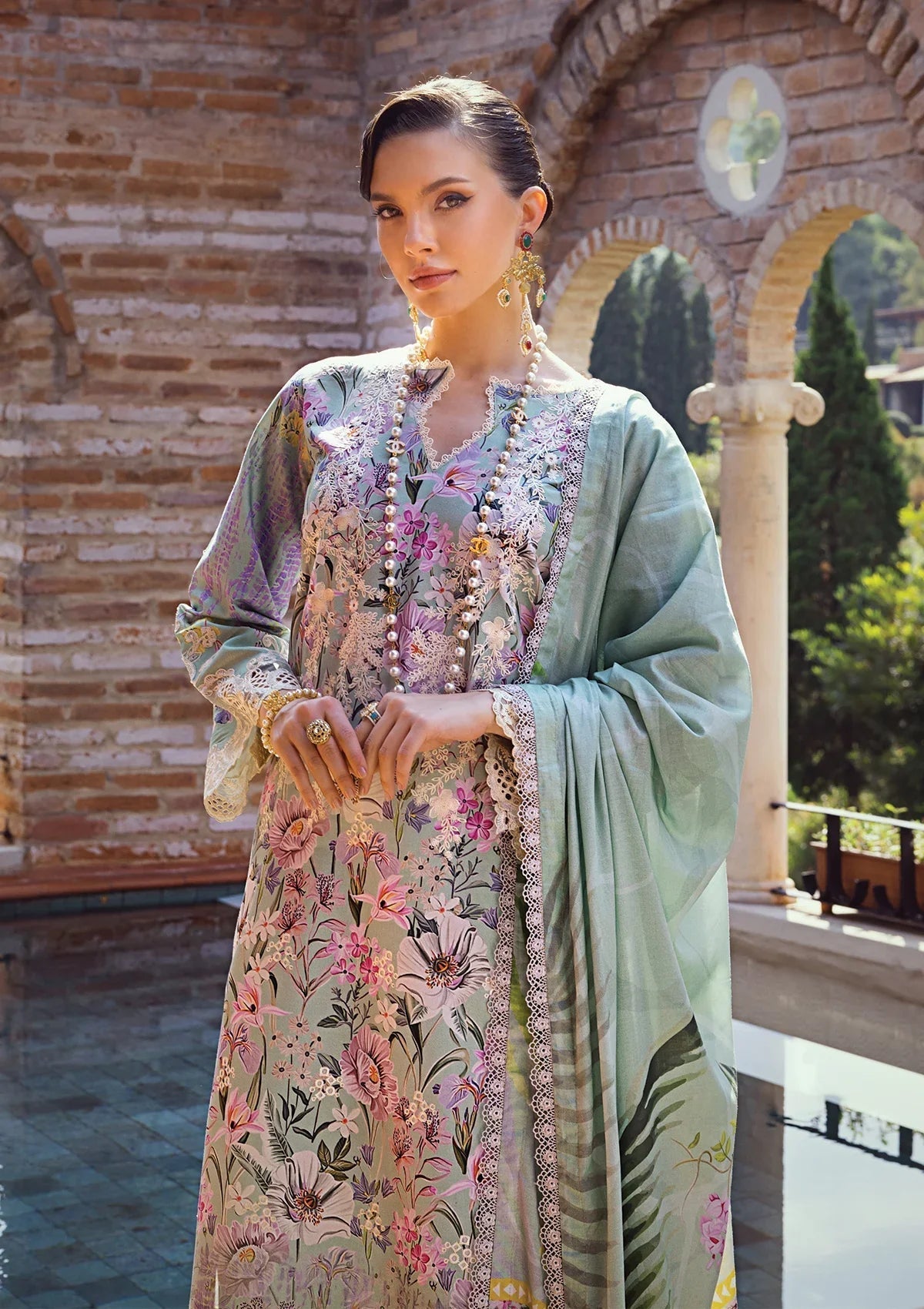 Elaf Premium Print Chikankari Lawn Unstitched 3Pc Suit ECT-03B OAK MIST