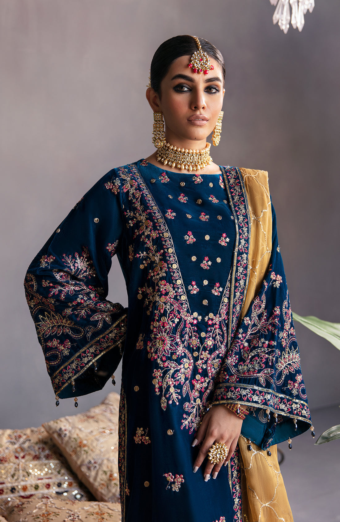 Emaan Adeel Makhmal Embroidered Velvet 3Pc Suit MK-01 SUFINA - Riwayat-e-khas