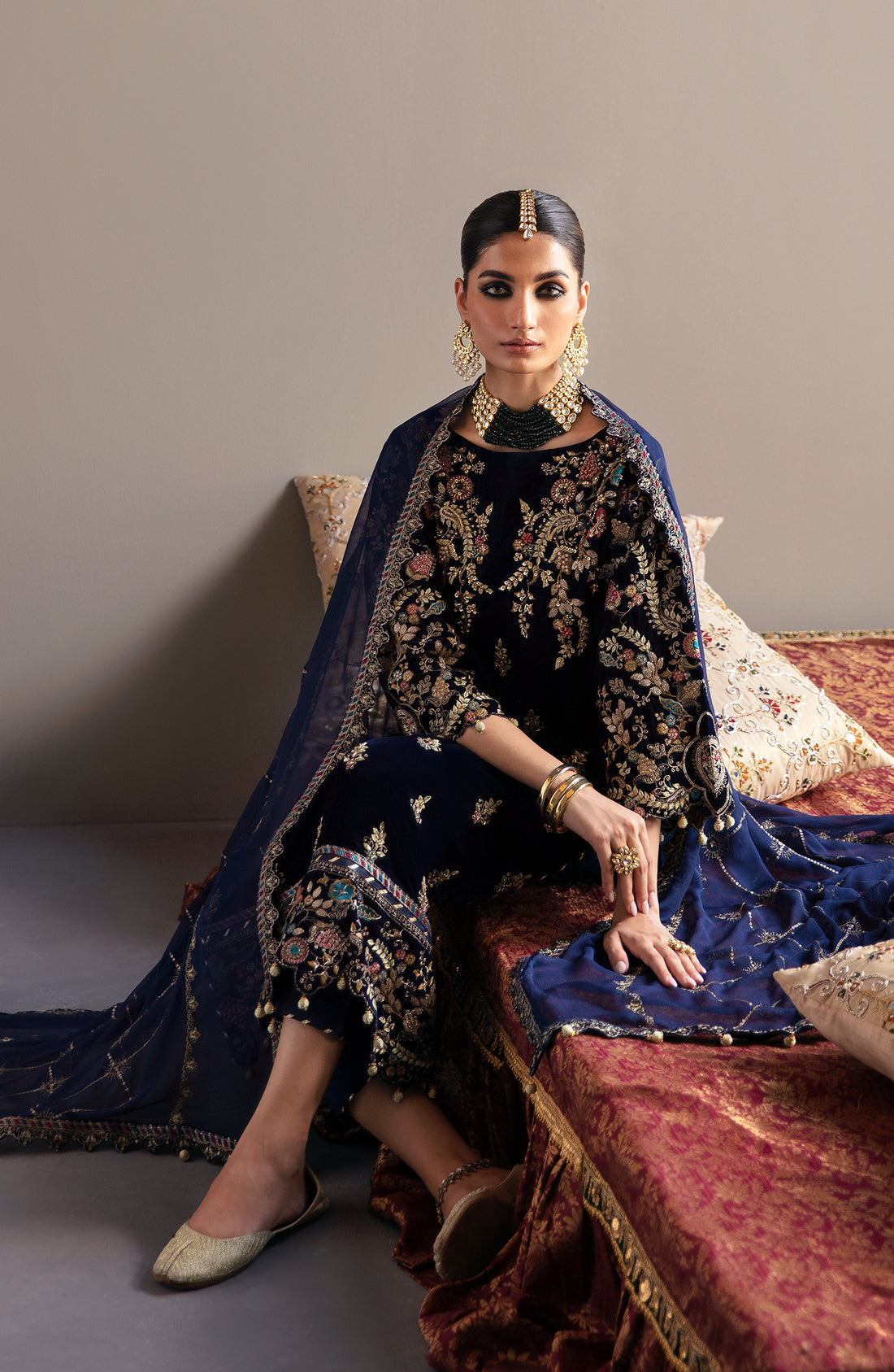 Emaan Adeel Makhmal Embroidered Velvet 3Pc Suit MK-03 FALAK - Riwayat-e-khas