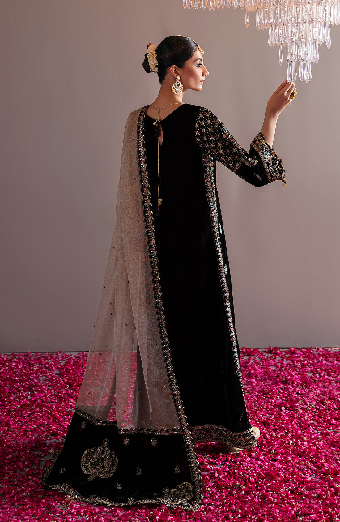 Emaan Adeel Makhmal Embroidered Velvet 3Pc Suit MK-08 AQS - Riwayat-e-khas