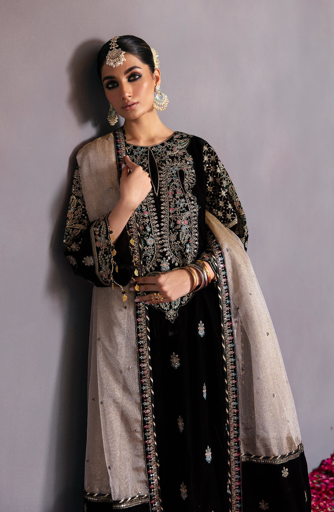 Emaan Adeel Makhmal Embroidered Velvet 3Pc Suit MK-08 AQS - Riwayat-e-khas