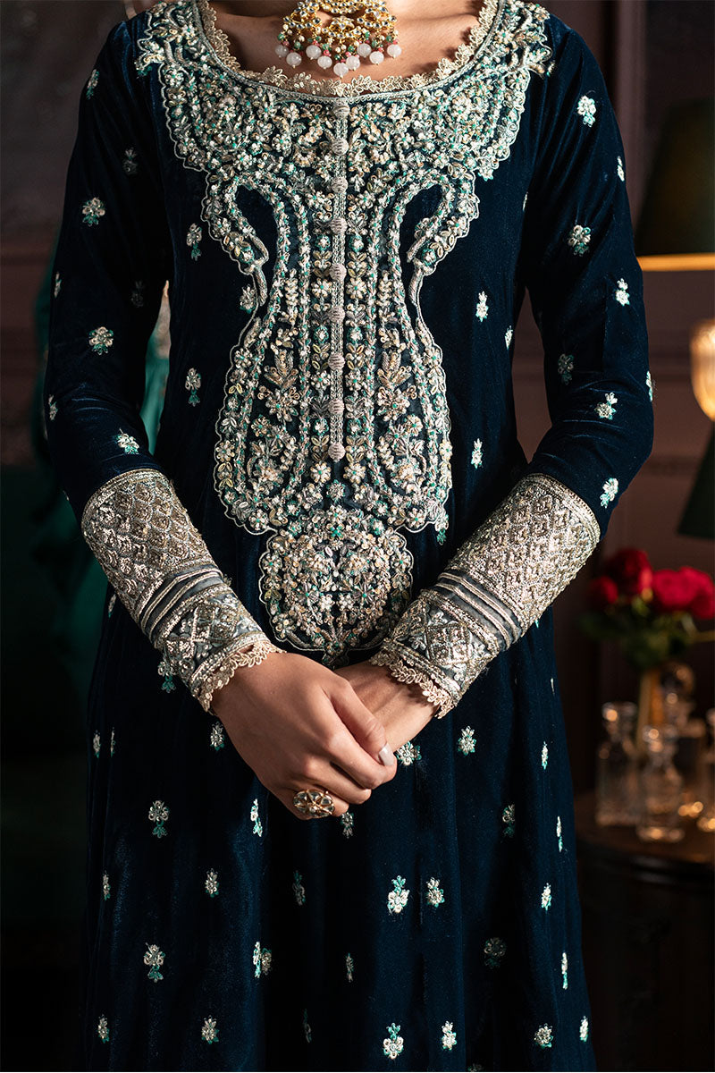 Niloufer by Mushq Embroidered Velvet Unstitched 3Pc Suit MV23-01 ROYAN - Riwayat-e-khas