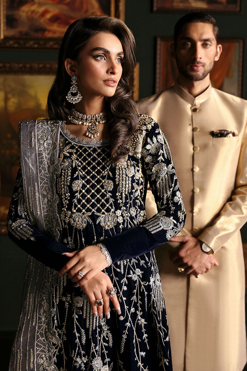 Niloufer by Mushq Embroidered Velvet Unstitched 3Pc Suit MV23-03 YASMIN - Riwayat-e-khas