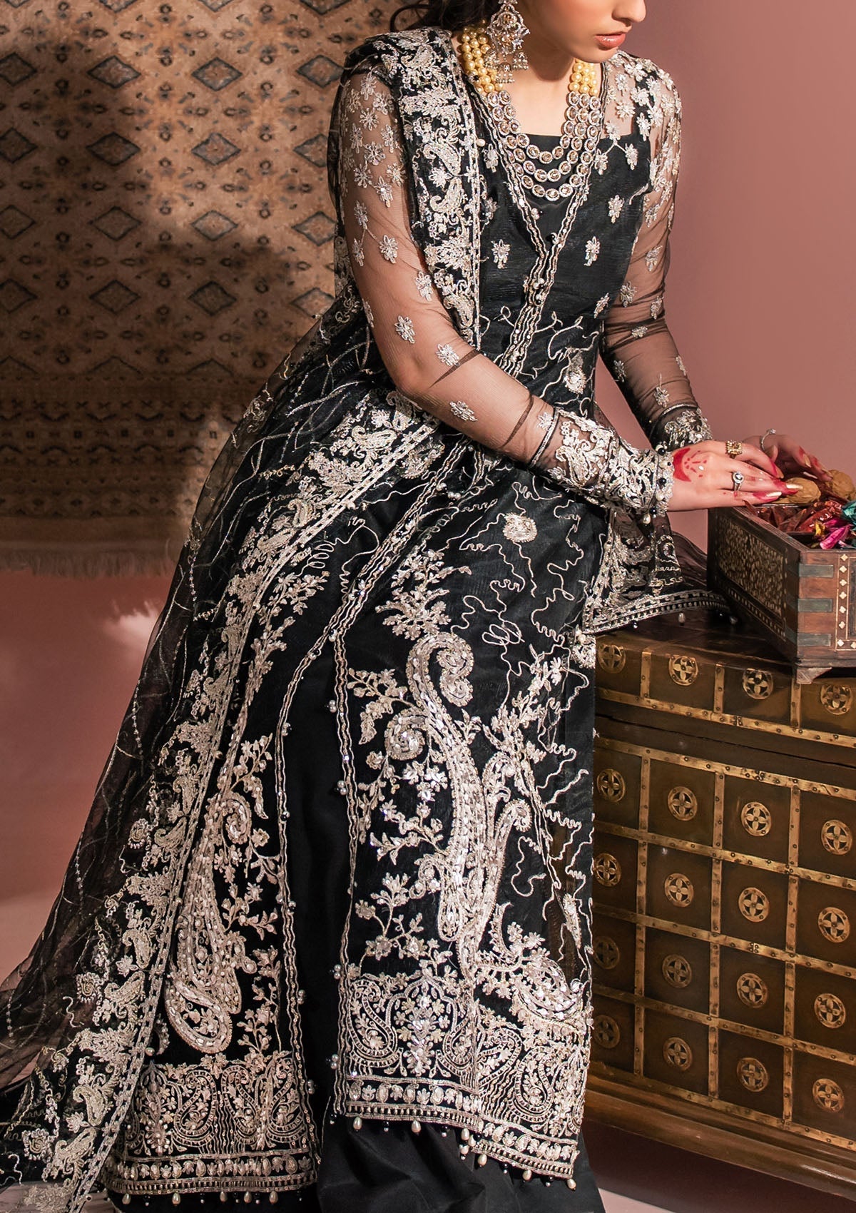 AIK-WEDDING FESTIVE '23 - LOOK 06 - Riwayat-e-khas